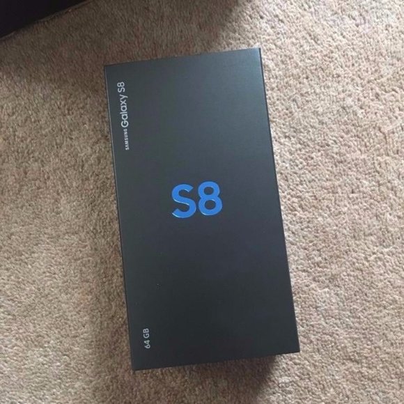 Samsung Galaxy S8 - Picture 1 of 2